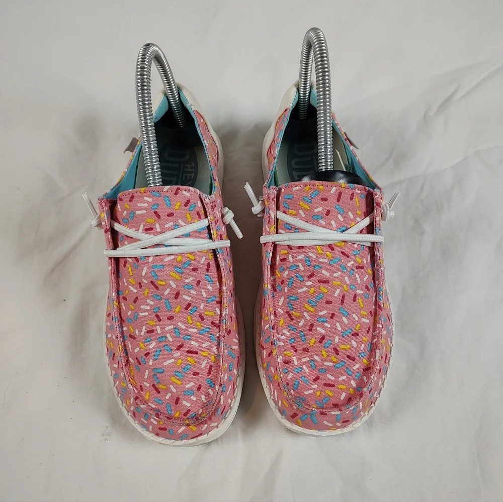 Hey Dude Wendy Youth Birthday Pink Sprinkles Slip-On Shoes Youth 5 Women's 6 - Picture 3 of 10